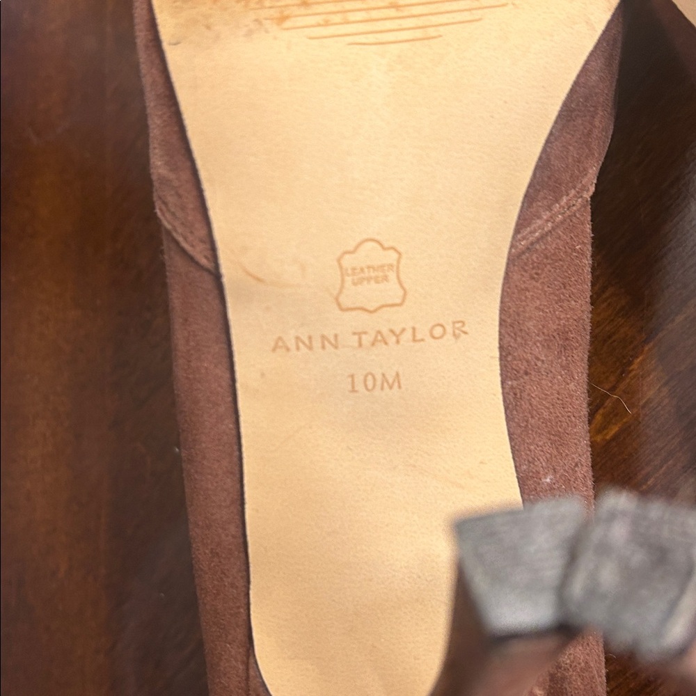 Ann Taylor Brown Suede Heels - Picture 12 of 12